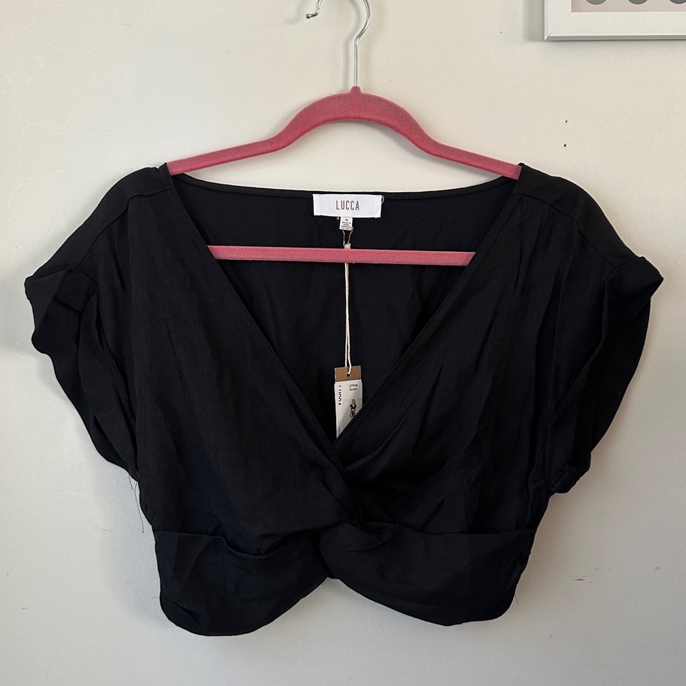 Black Knot-Front Women’s Top